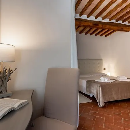Il Borgo Di Terrensano Appart hôtel Sienne