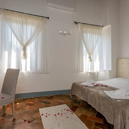 Il Borgo Di Terrensano Appart hôtel Sienne